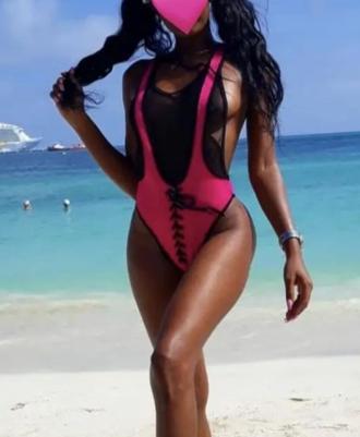 MULATAJOVENCITA25, 50