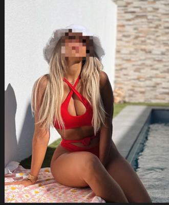 HOLAMORSOYLAURA22, 50