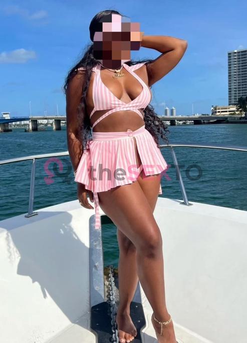 Prostituta MONICA, +34633645291, Arteixo, 1