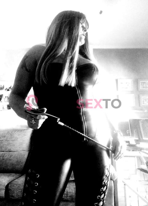 Prostituta DOMINA, +34692561132, Cambrils, 1