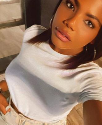 Pasarelaenerandio25, 60