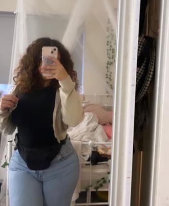 HOLASOYESMARLIAMO24, 30